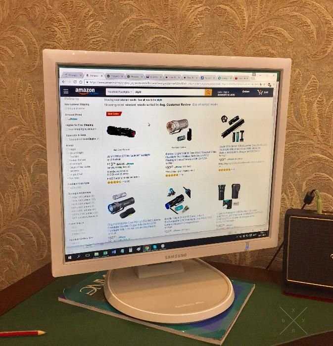 Монитор 19" Samsung SyncMaster 960BG Белый