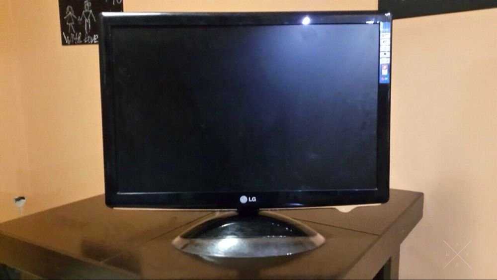 Монитор 22" LG Flatron W2284F-PF