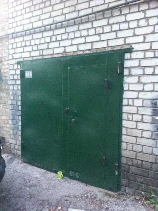 Продам 2х эт., кирпичный гараж, (Борщаговка)