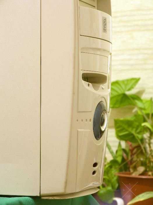 Системный блок (компьютер) Celeron 1.8 ГГц