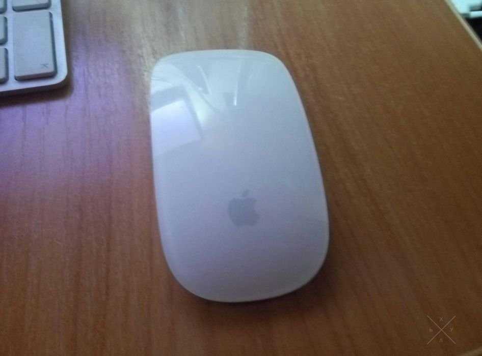 Mac mini + клавиатура+ мышь
