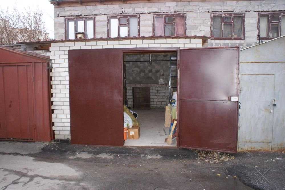 Продаю капитальный гараж в Голосеевском районе