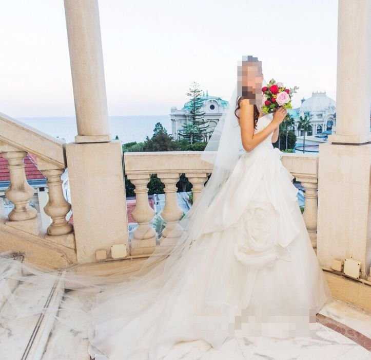 Свадебное платье Vera Wang.