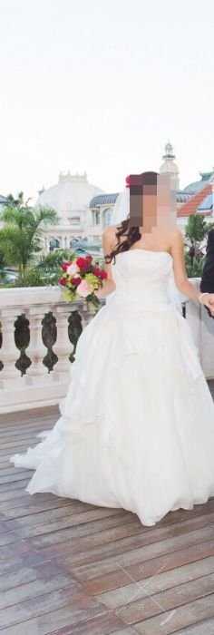 Свадебное платье Vera Wang.