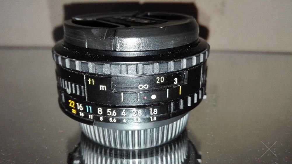 Nikon 50 1.8