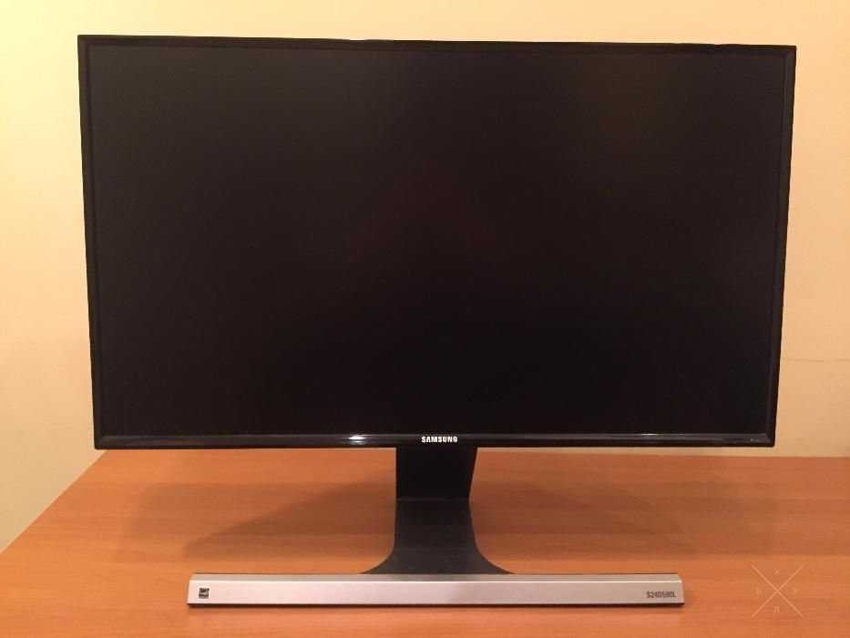 Продам монитор Samsung 24" (S24D590PL)