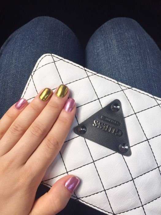 Продам сумку Guess оригинал
