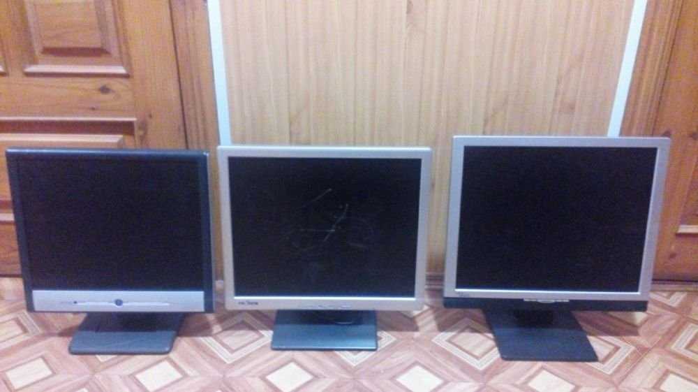 Три монитора 17" Benq 19" Fuji-Siemens 19" Proview все вместе 3шт