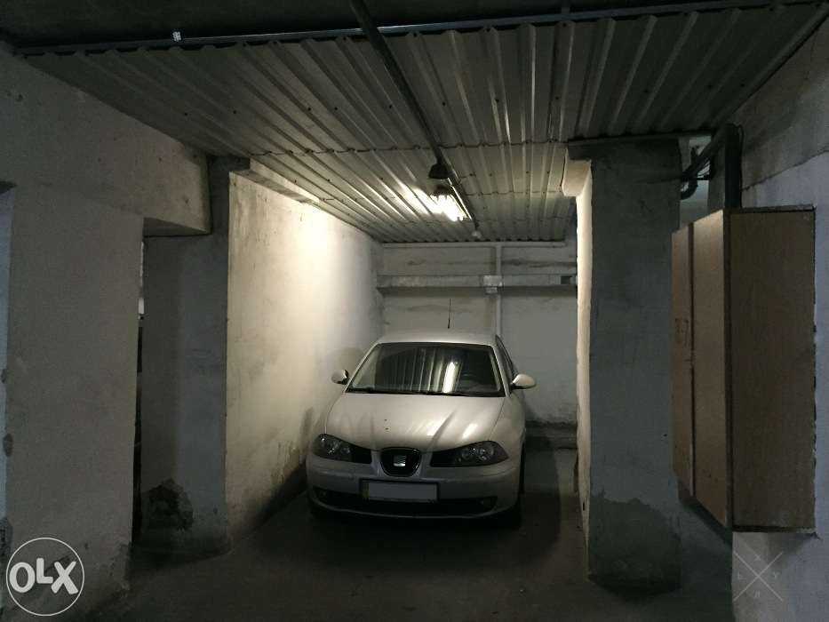 Продается парковочное место 18 кв.м в доме ул. Васильковская 18