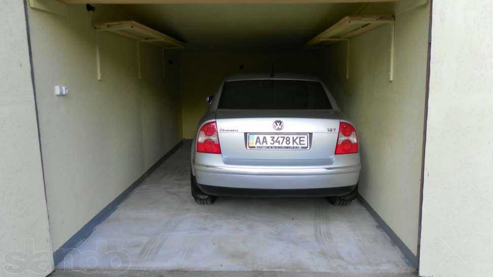 Продам гараж по ул. Героев Космоса, 8