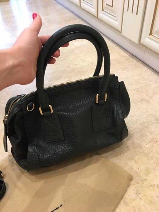 Продам кожаную сумку Burberry копия 1:1 оригинала, класс люкс