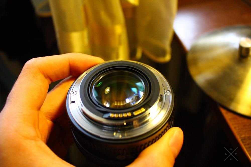 Объектив Canon EOS EF 50 mm 1.4 обмен на Apple или хороший зум