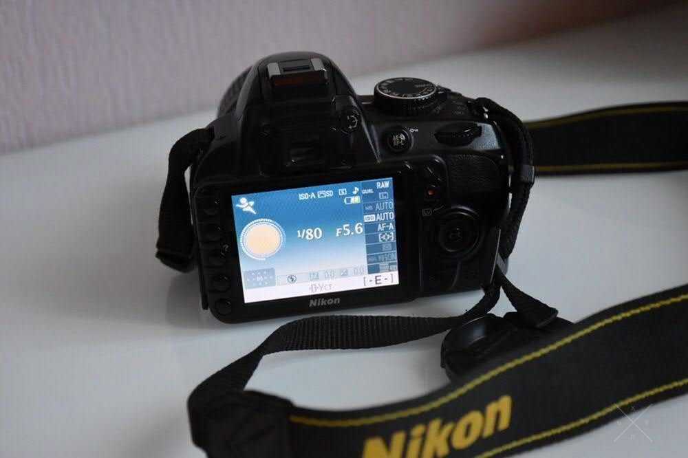 Фотоаппарат Зеркальный Nikon D3100 + Объектив Kit AF-S DX NIKKOR 18-55