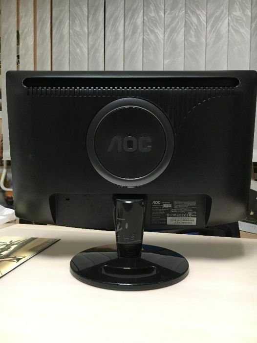 Монитор AOC 931Swl в отличном состоянии