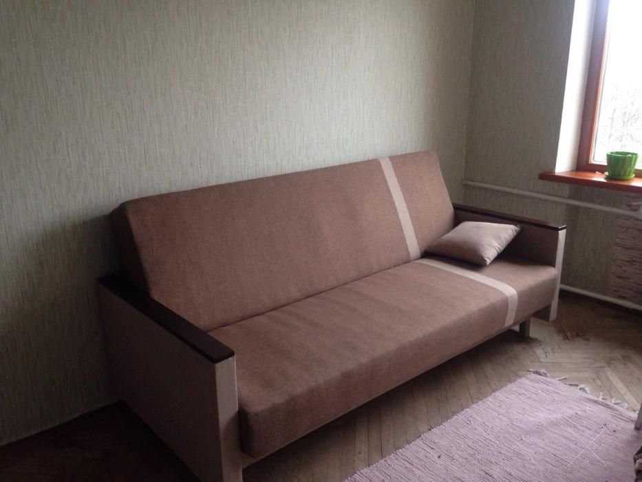 Ищу соседку для подселение в комнату м. Кловская