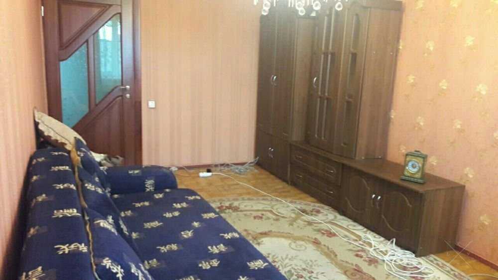 Ком.на Троещине. За 2000 грн