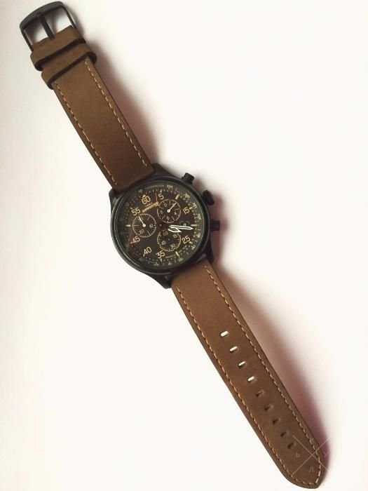 Очень срочно продам часы Timex Expedition Field Chronograph Watch