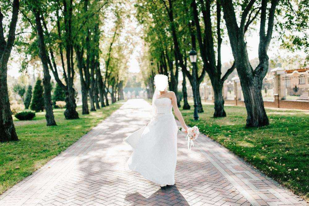 Свадебное платье продам