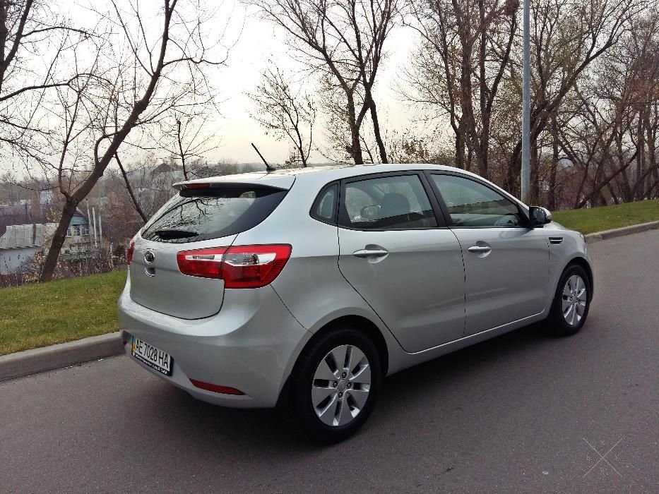 Kia Rio TOP+ 2012год. АВТОМАТ