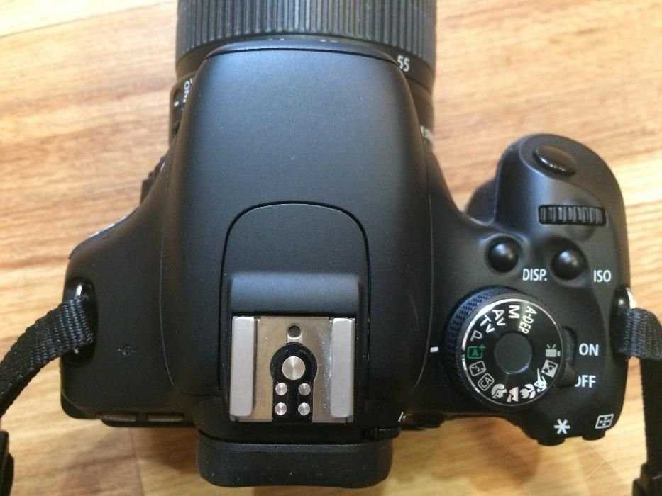 Фотокамера с объективом Canon EOS 600D kit 18-55mm