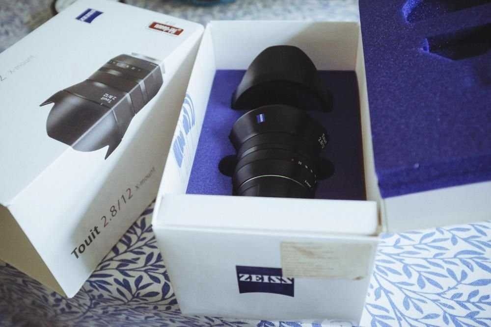Zeiss Touit 12mm f/2.8 Lens (Fujifilm X-Mount) / fujifilm-x-pro2