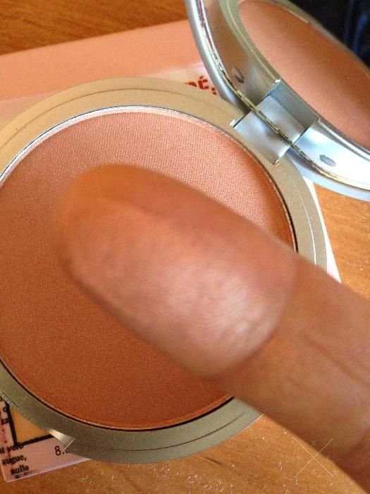 theBalm Cindy-Lou Manizer хайлайтер-тени