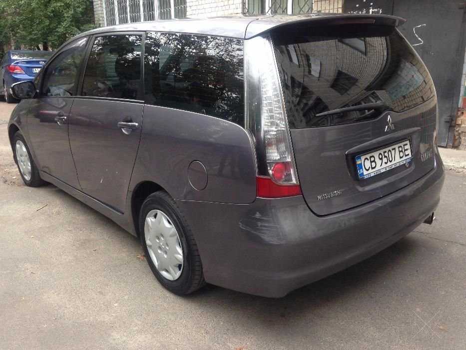 Mitsubishi Grandis 2008