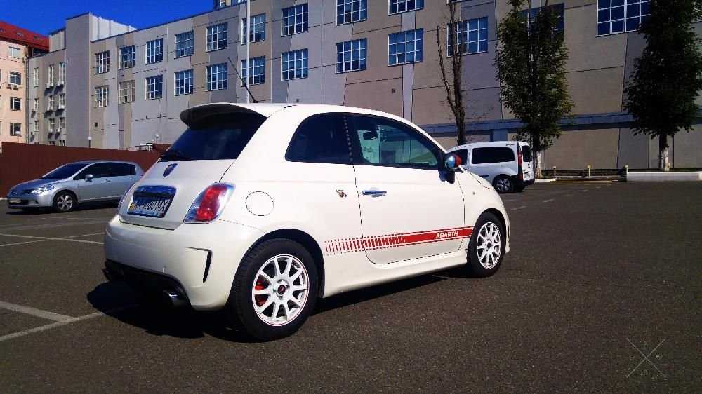FIAT ABARTH 500 2013 года