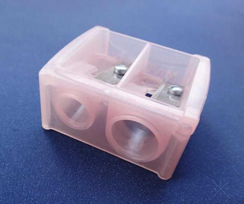 Точилка для косметических карандашей MARY KAY Pink DUAL Sharpener