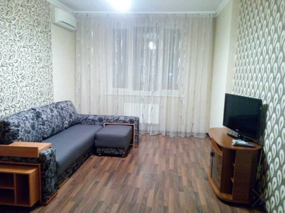 2-к квартира с евроремонтом в новом доме, пр. Науки 30, м.Демеевская