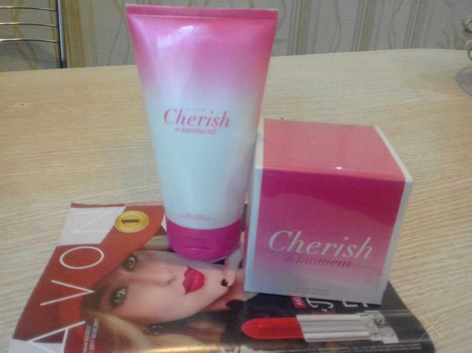 Парфумний набір Avon Cherish the moment (ейвон)