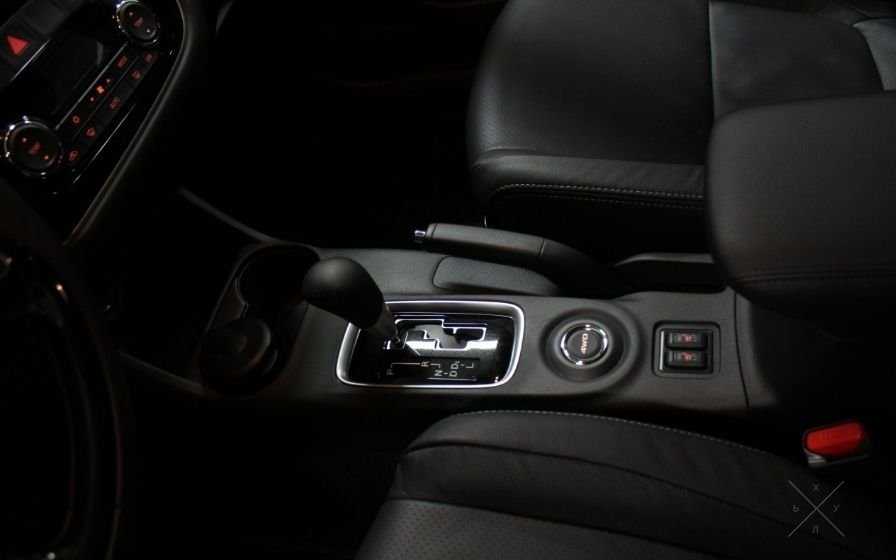 Mitsubishi Outlander полноприводный автомат новый