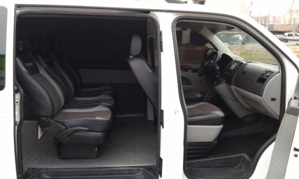 Продам Volkswagen T5 (Transporter) 2012 г.в.