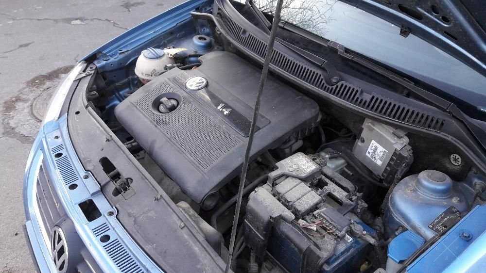 Volkswagen Polo 1.4 MPi АКП