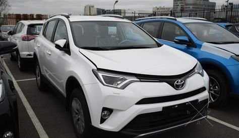 новая Toyota RAV4 2015г.без справки о доходах