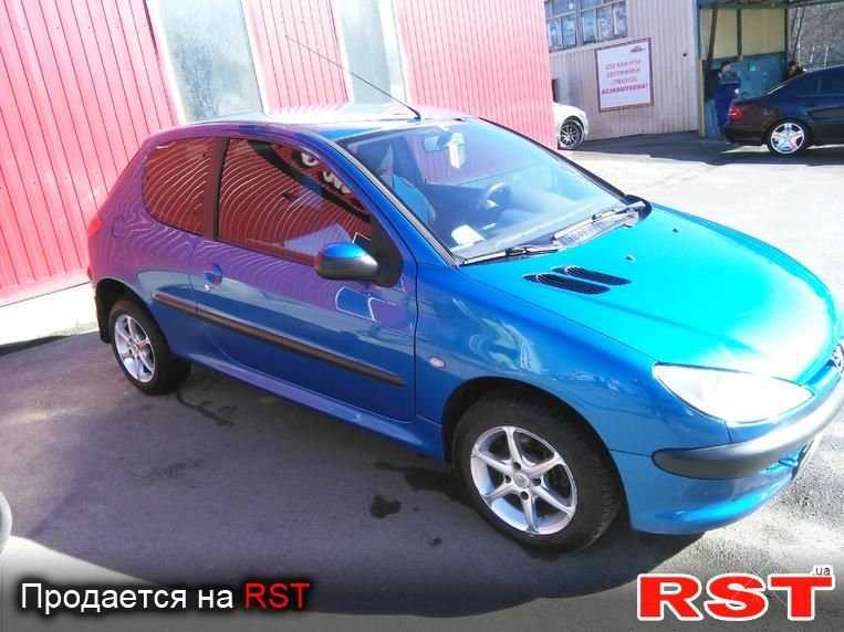 Продам Пежо 206