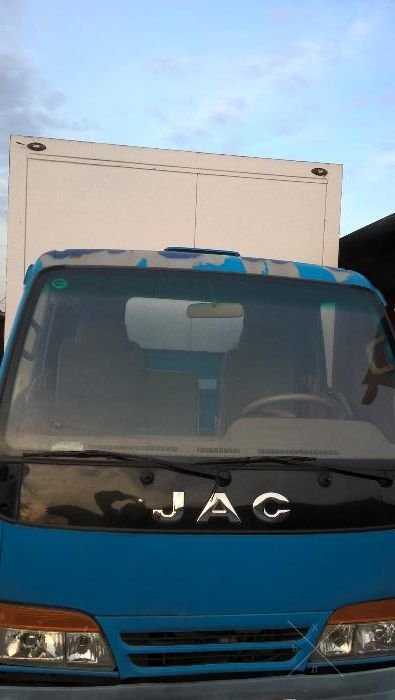 Грузовик JAC 2008 год.