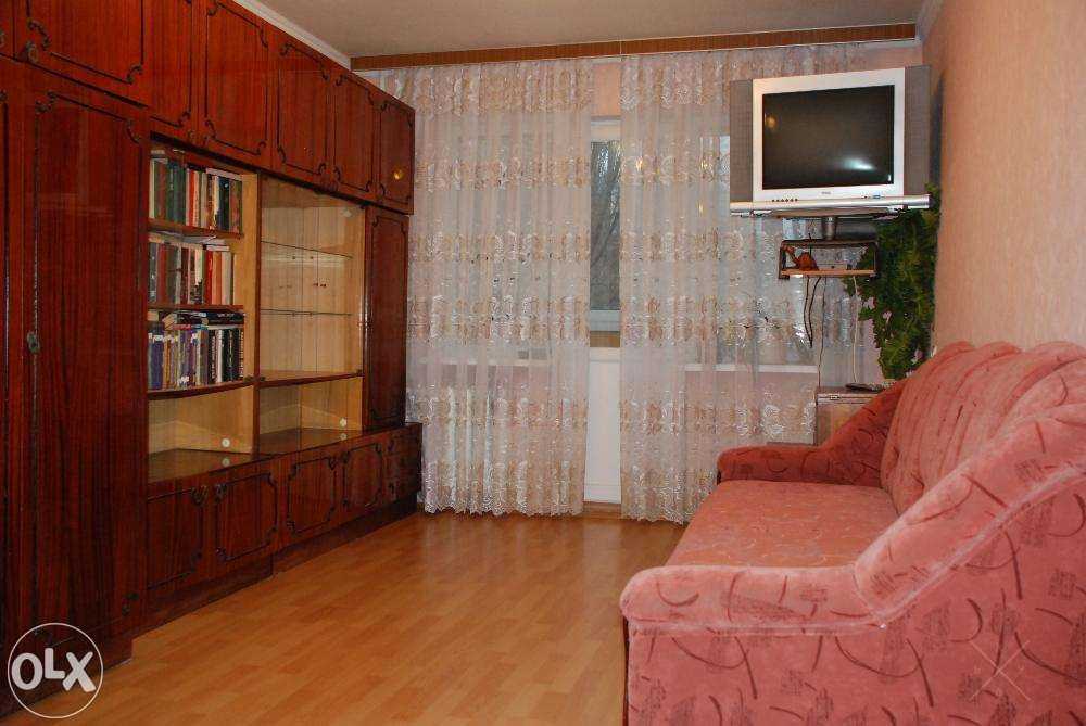 Сдам посуточно 2-х ком. квартиру м.вокзальная 600м. центр. от 550 грн
