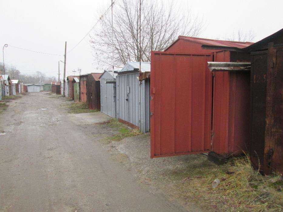 Продам гараж по ул. АМОСОВА