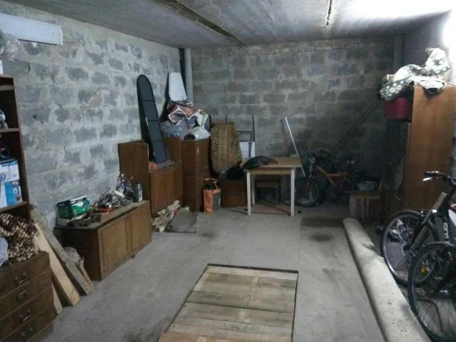 Продам капитальный гараж, ул. Светлая 6б, ГК ""Калининец"