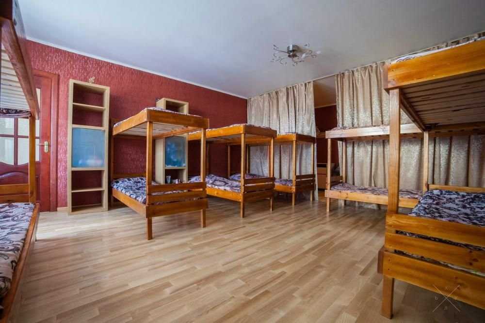 Акция! Жильё на ул. Декабристов (м.Позняки), койко места, хостел.
