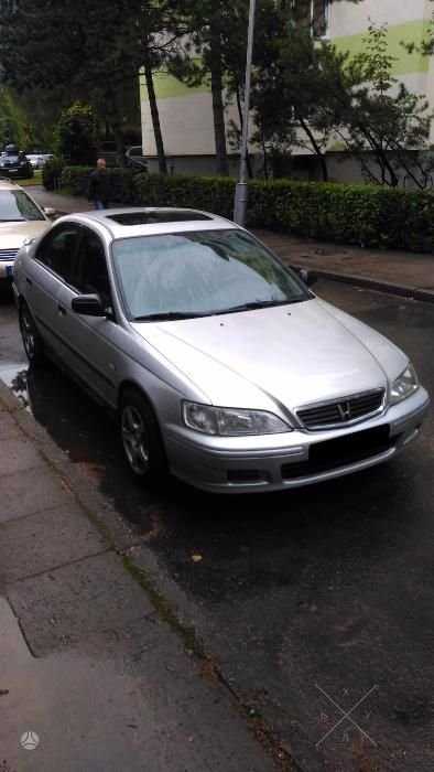 Продам Honda Accord 2000 г