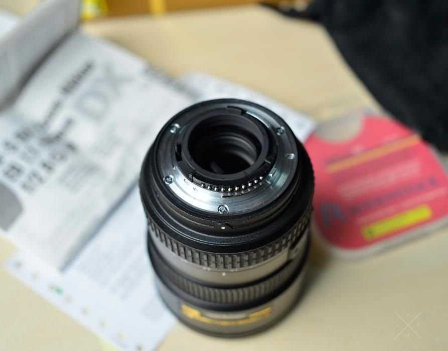 Объектив Nikon AF-S 17-55mm f/2.8G ED-IF DX