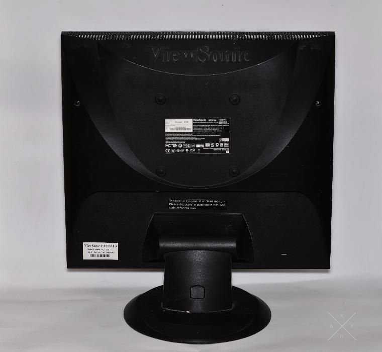 Монитор ViewSonic VA703M