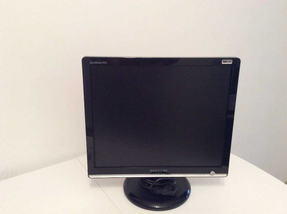 Монитор Samsung SyncMaster 931C