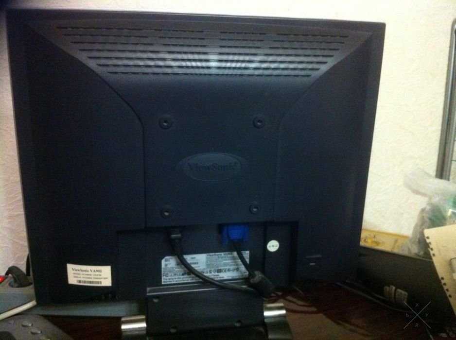 Монитор View Sonic 19"