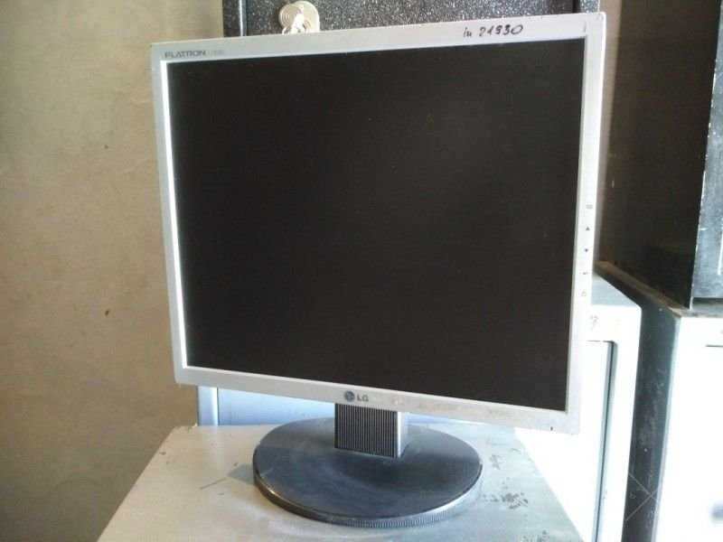 Монитор TFT LED