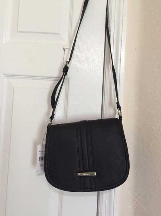 Фирменная сумка через плечо Nine West