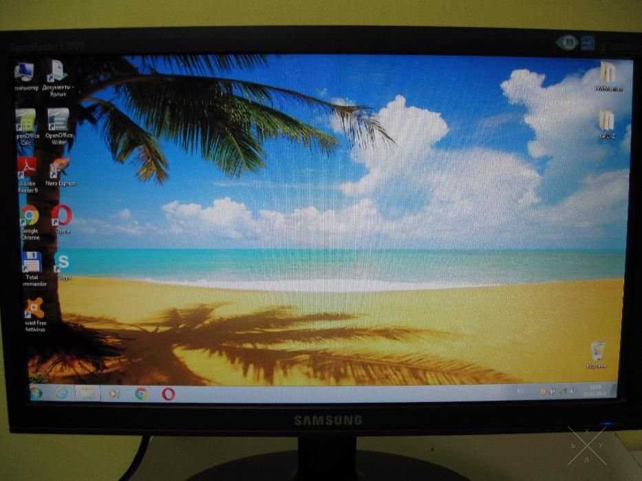 Мониторы 19 ". Идеальное состояние с коробкой. Samsung E1920N.