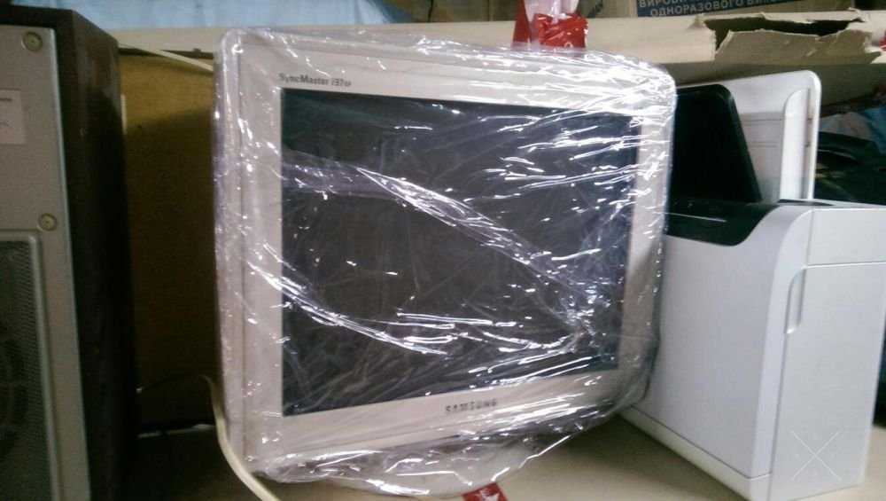 Монитор samsung